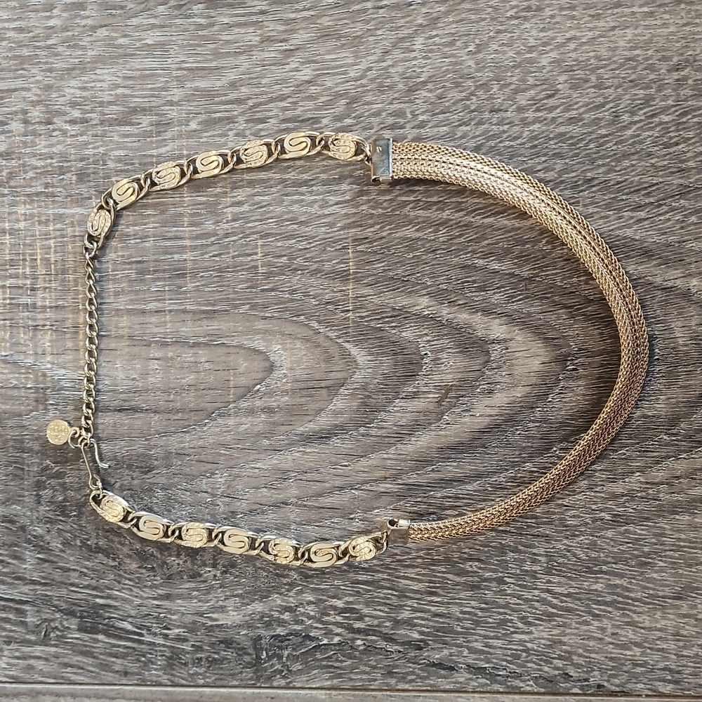 Vintage Emmoms Necklace